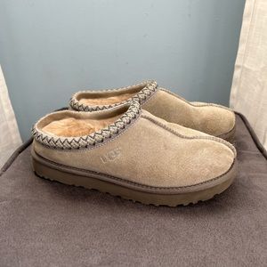 Ugg slippers